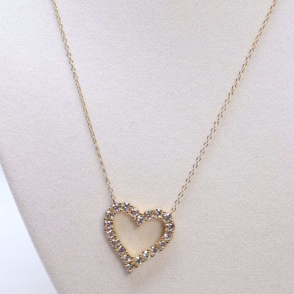 Short & Suite Gold Tone Clear Crystal Heart Necklace $39 NWOT